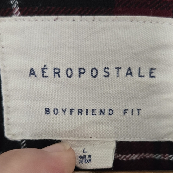 Aeropostale Red and Black Checkered Casual Button Down Shirt Size Large - Picture 3 of 3